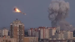 Drone Rudal Rusia Hantam Ibu Kota Ukraina, 1 Orang Tewas-Puluhan Luka