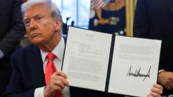 AS Ubah Desain Uang Kertas Dollar Bubuhkan Tanda Tangan Trump