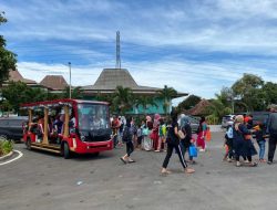 TMII Jadi Pilihan Warga Saat Libur Lebaran Murah dan Bebas Macet