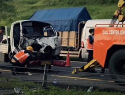 Mobil Pikap Kecelakaan di Tol Cipali KM 141 Gegara Sopir Mengantuk