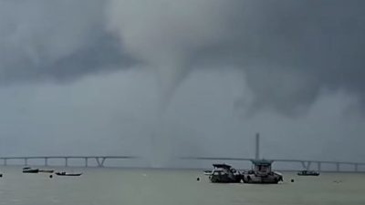 Puting Beliung Nyaris